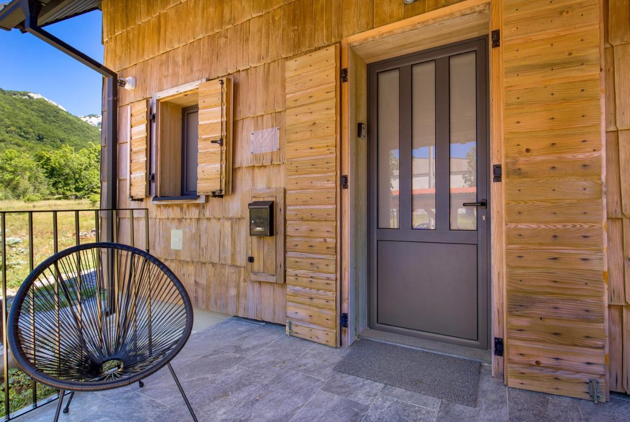 Modern Alpine Monsalbius Chalet Baske Ostarije المظهر الخارجي الصورة